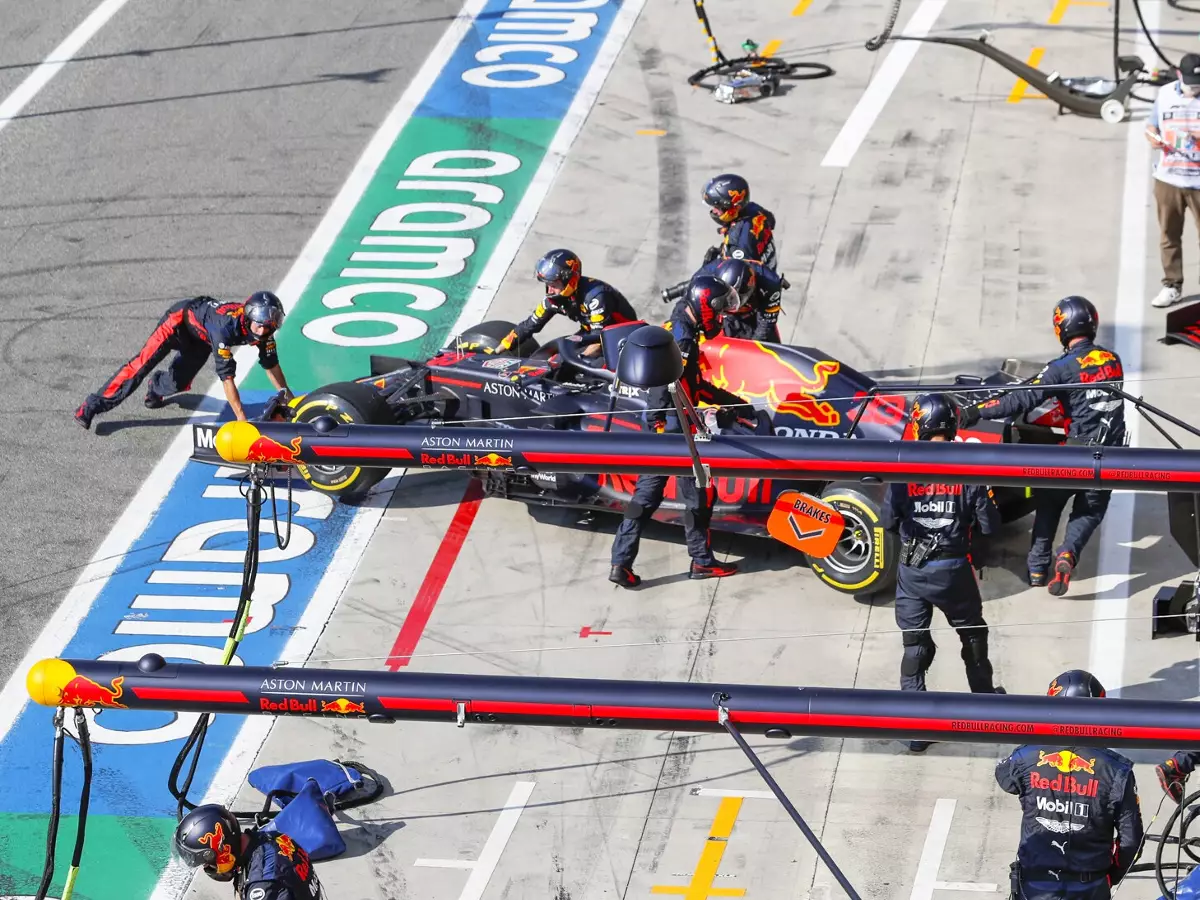 Foto zur News: Max Verstappen: Lob und Kritik an Pierre Gasly/AlphaTauri in Monza