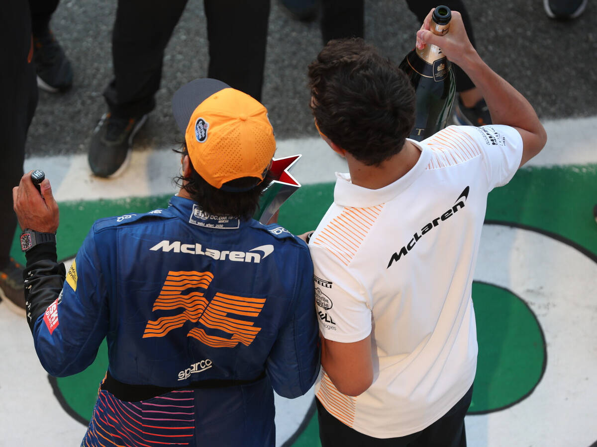 Foto zur News: McLaren-Feierlichkeiten in Monza: Lando Norris verletzt sich an der Hand