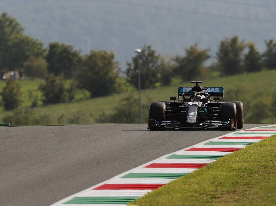 Foto zur News: Lewis Hamilton in Mugello: "Ich bete, dass die Reifen halten"