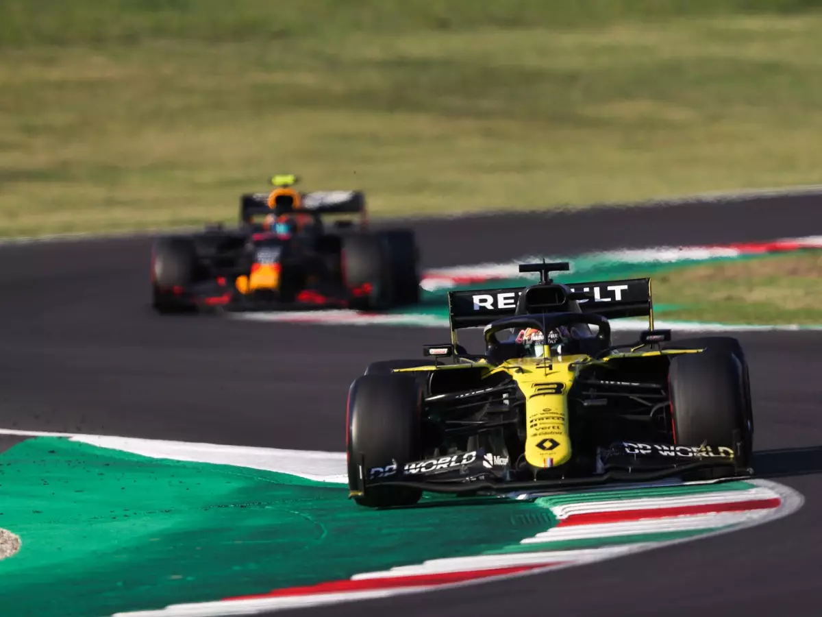 Daniel Ricciardo, Alexander Albon Foto zur News: Renault nach P4: "Die beste Nachricht ist, dass wir enttäuscht sind"