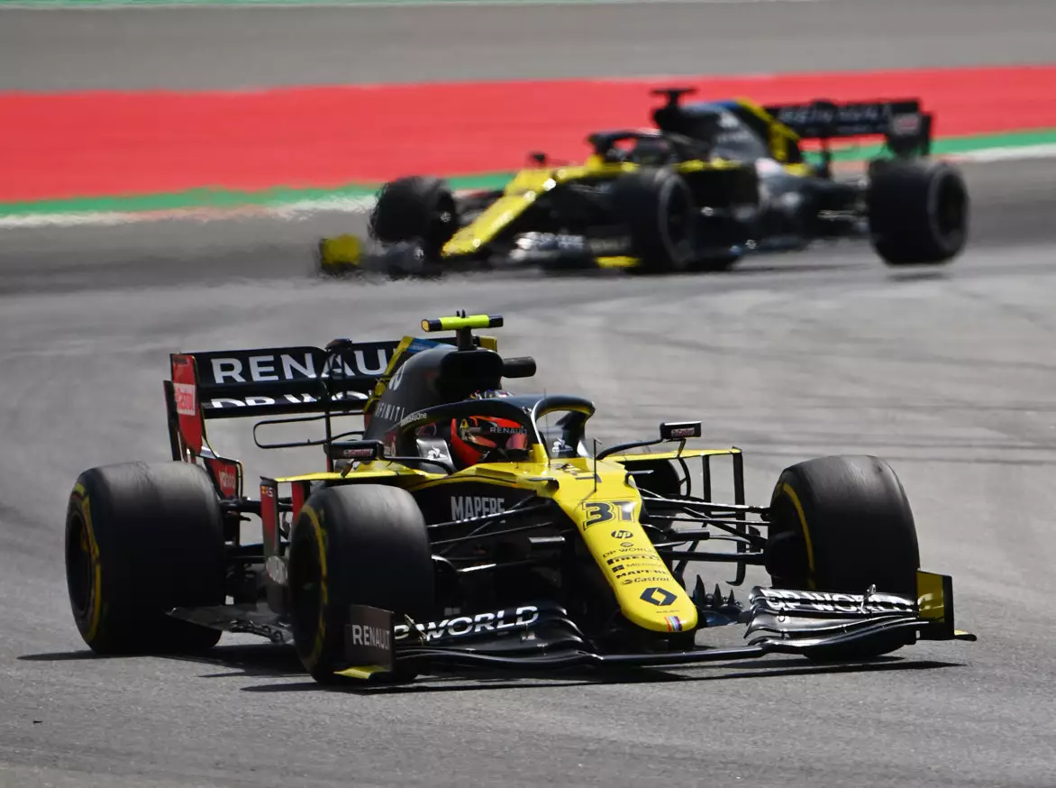 Esteban Ocon, Daniel Ricciardo Foto zur News: Esteban Ocon: Nach Problemen jetzt gleich schnell wie Ricciardo?