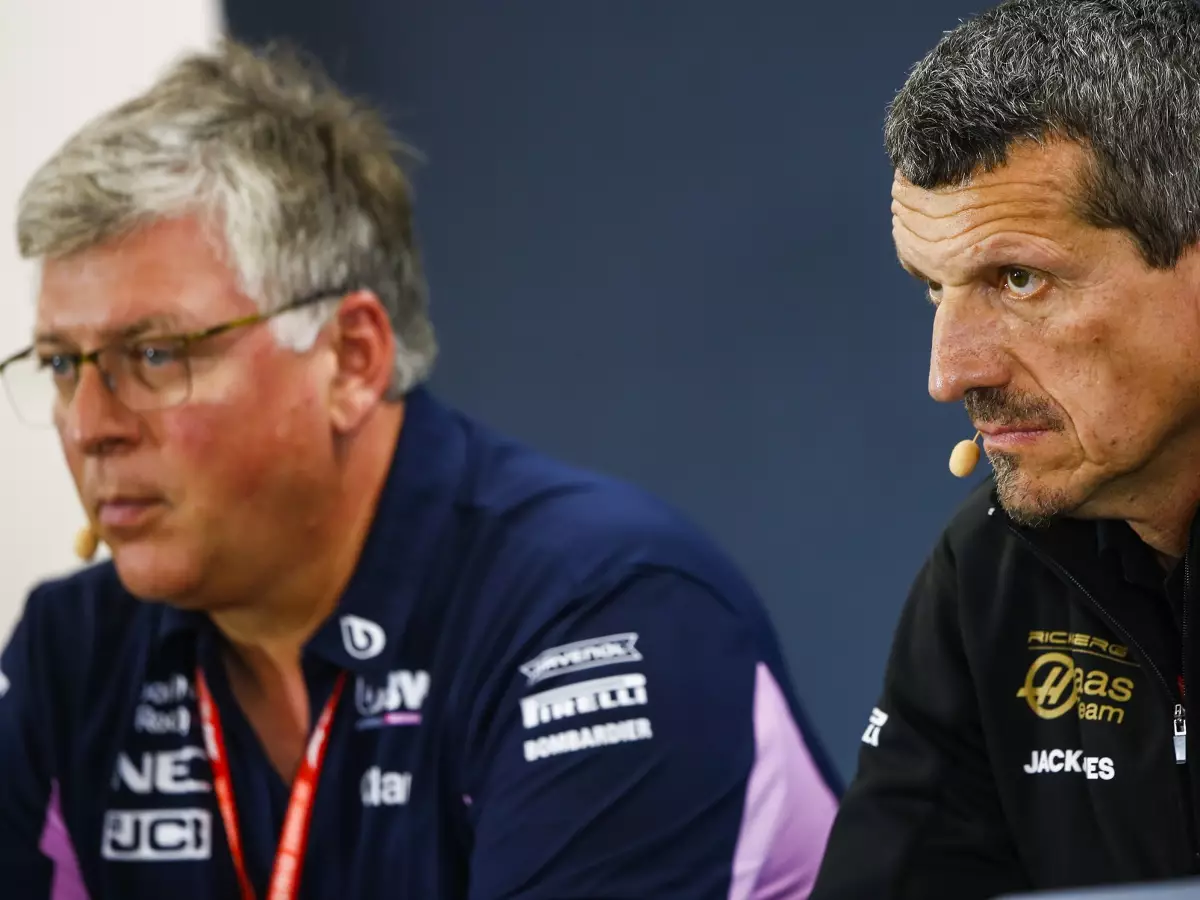 Otmar Szafnauer, Günther Steiner Foto zur News: Nach zwei Jahren: Haas und Racing Point legen Preisgeld-Streit bei