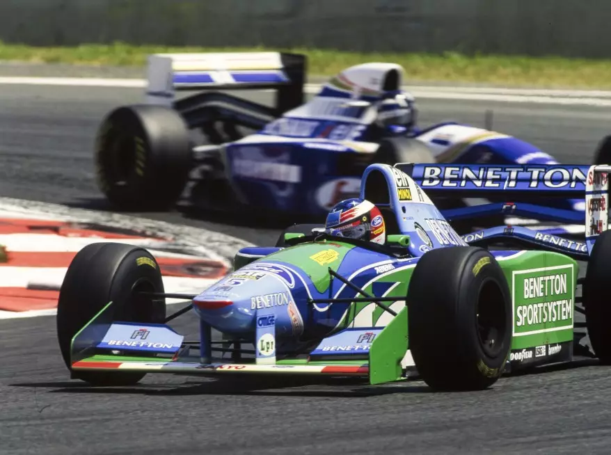 Michael Schumacher, Damon Hill Foto zur News: Damon Hill: Benetton war uns strategisch überlegen