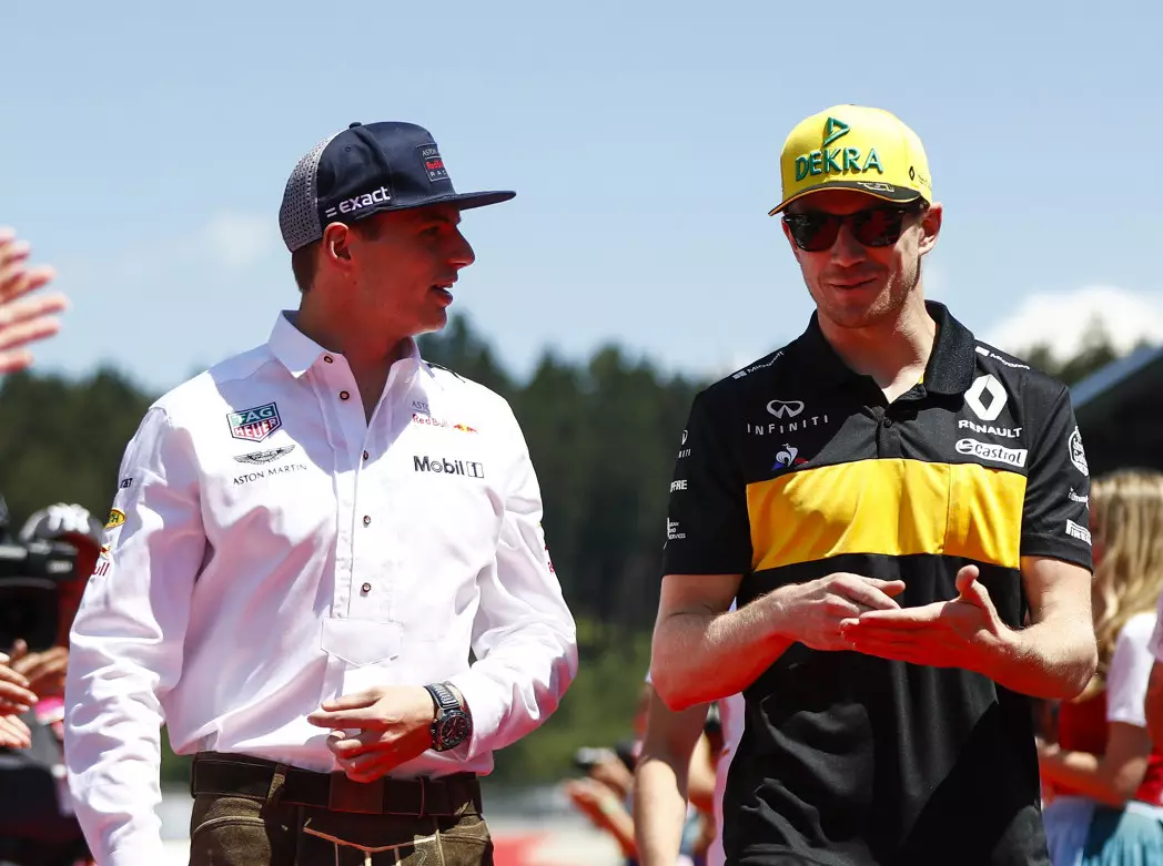 Foto zur News: Nico Hülkenberg: Party-Animal Max Verstappen "lässt nicht viel aus"