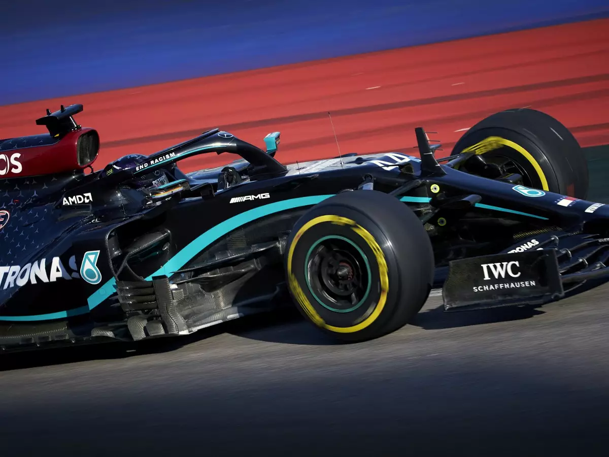 Lewis Hamilton Foto zur News: Formel-1-Technik: Was den Mercedes W11 so stark gemacht hat