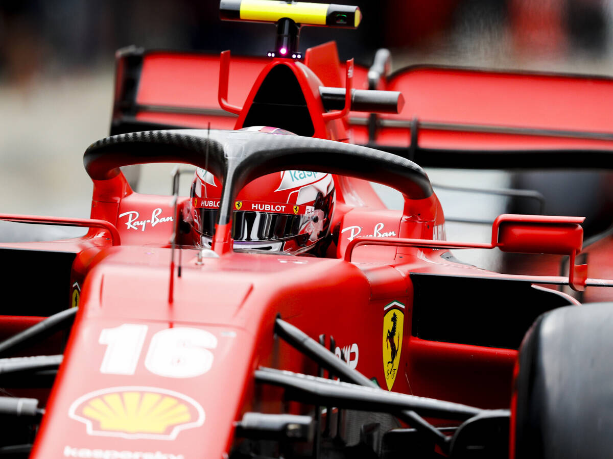Foto zur News: Q3 in Sotschi verpasst: Leclerc über Anweisungen der Ferrari-Crew verärgert