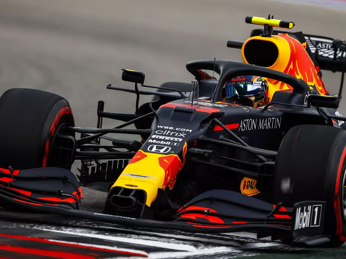 Alexander Albon Foto zur News: "Verwirrend": Alexander Albon rätselt über großen Rückstand