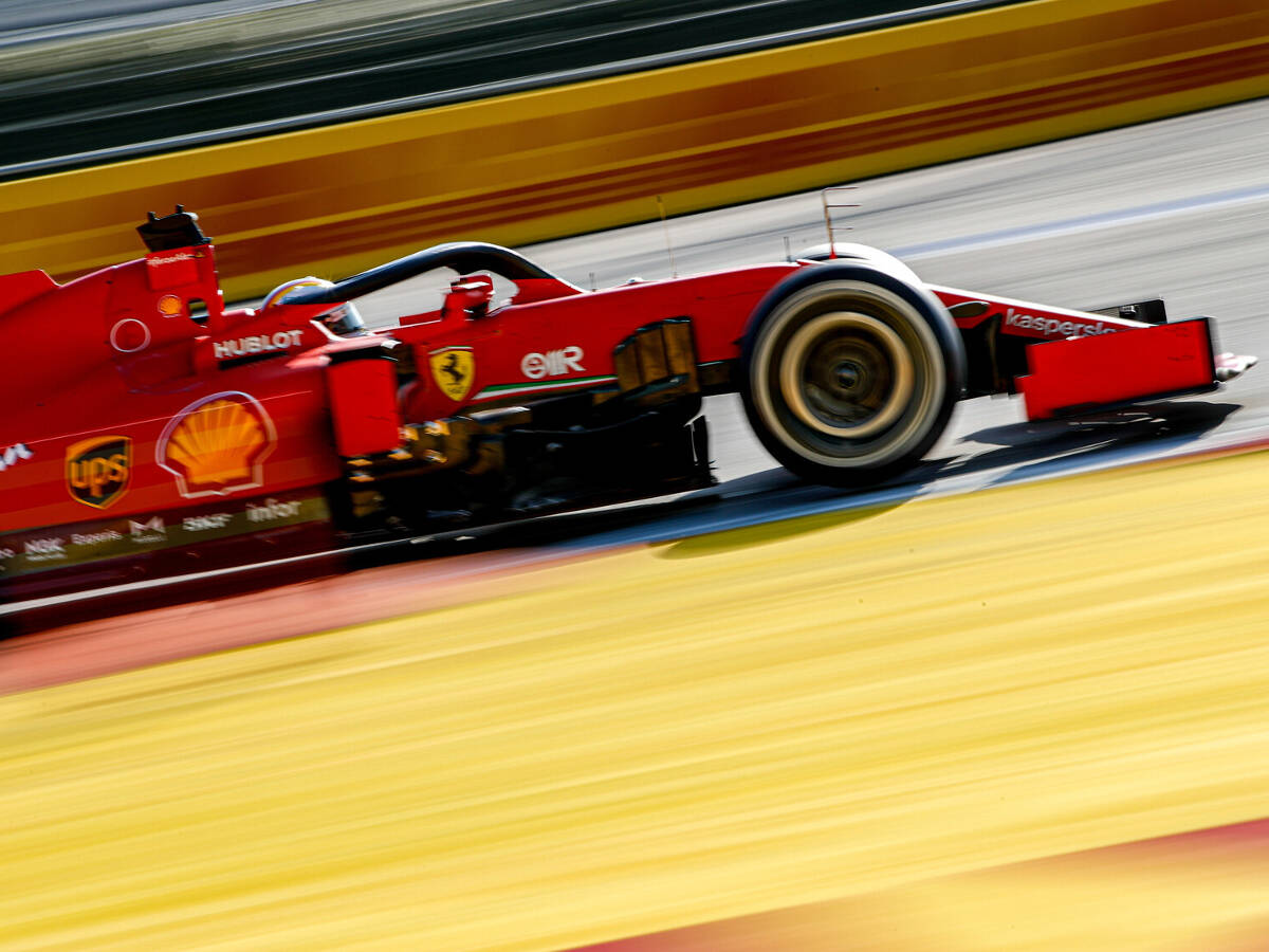 Foto zur News: Sebastian Vettel nur auf P13 in Sotschi: Was er anders gemacht hätte