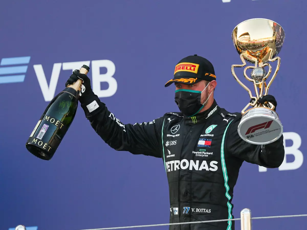 Valtteri Bottas Foto zur News: Bottas "bedankt" sich für "Fanpost" und sagt: "Das musste raus!"
