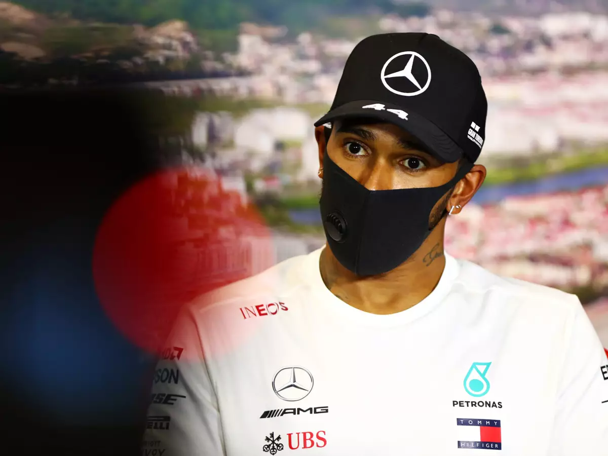 Foto zur News: Gary Anderson: Lewis Hamilton hat so viele Strafpunkte nicht verdient