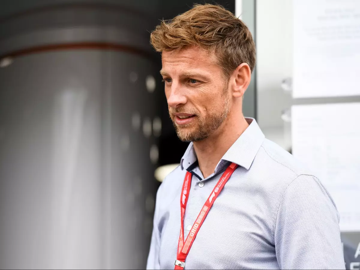 Jenson Button Foto zur News: "Widerlich": Button fordert lebenslange Sperre nach Eklat in Kart-WM
