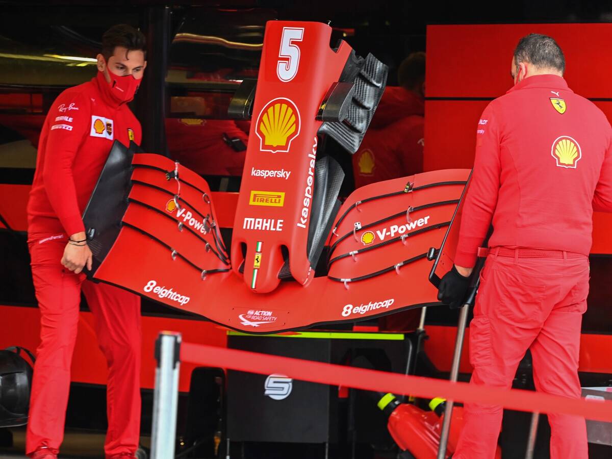 Foto zur News: Was sich Sebastian Vettel vom aktuellen Ferrari-Update verspricht