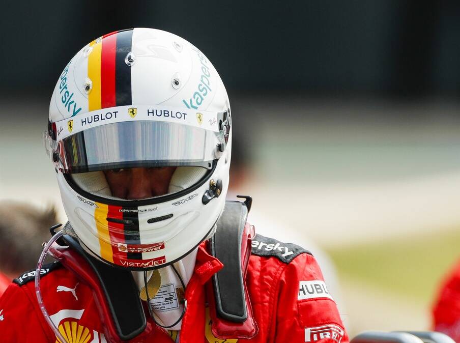 Foto zur News: Video: Vettel erklärt seine Helm-Hommage an Michael Schumacher