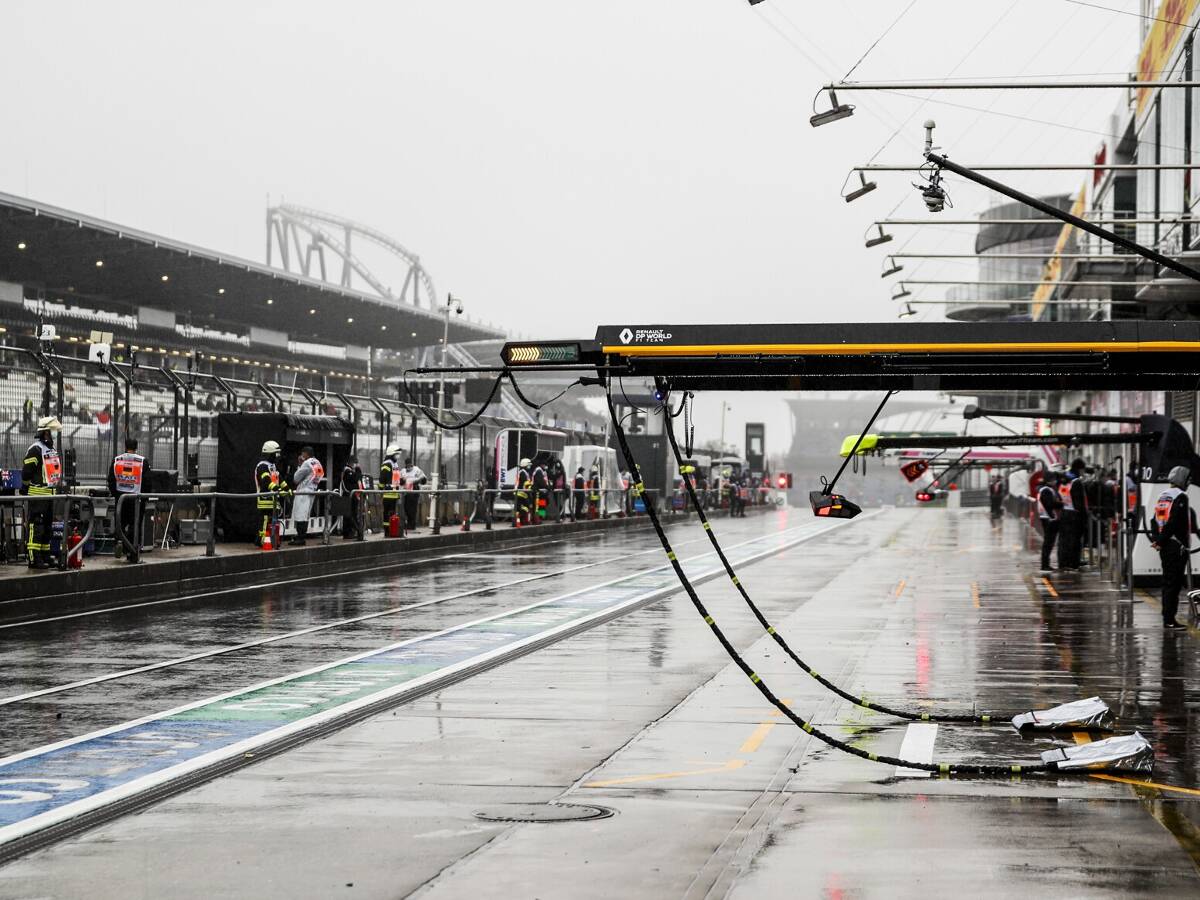 Foto zur News: Nichts geht mehr am Nürburgring: Warum das komplette Training ausfiel
