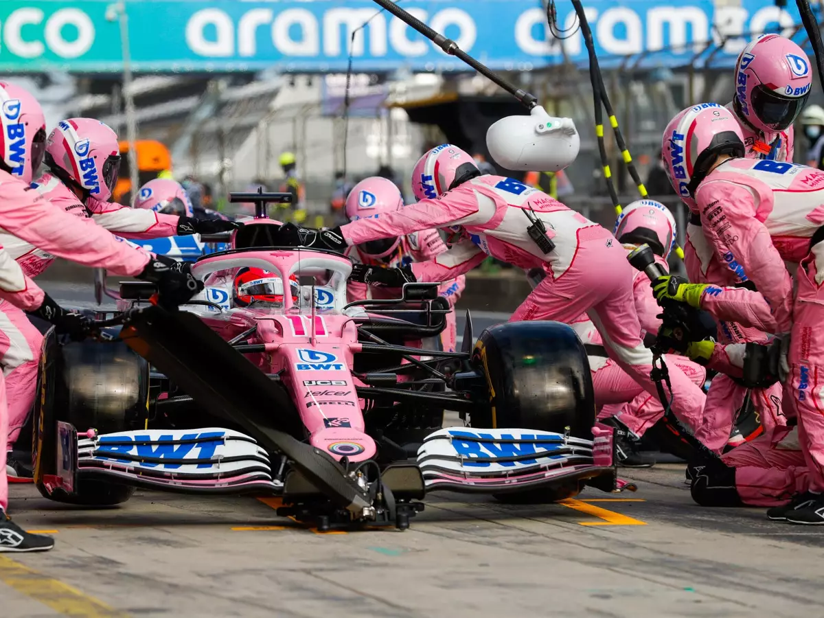 Sergio Perez Foto zur News: Sergio Perez: Safety-Car hat Chance aufs Podium gekostet