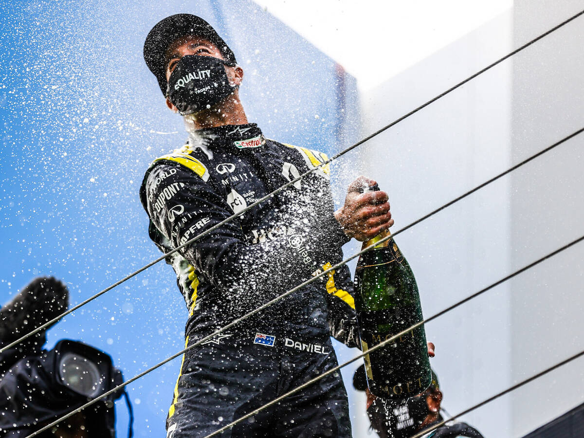 Foto zur News: Erstes Formel-1-Podium seit 2011: Das hat Renault gefunden