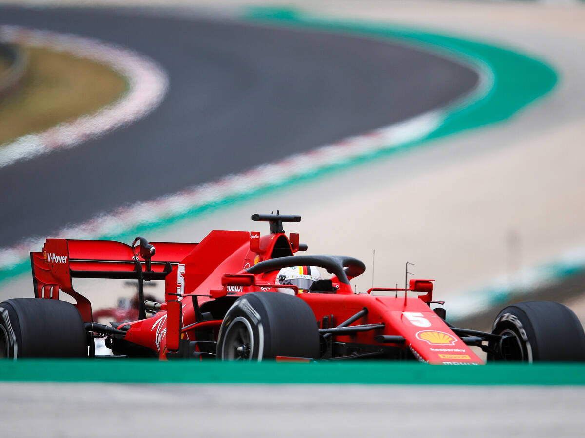 Foto zur News: Vettel auf P10: "Ob ich ein kompletter Idiot bin? Das wage ich zu bezweifeln"