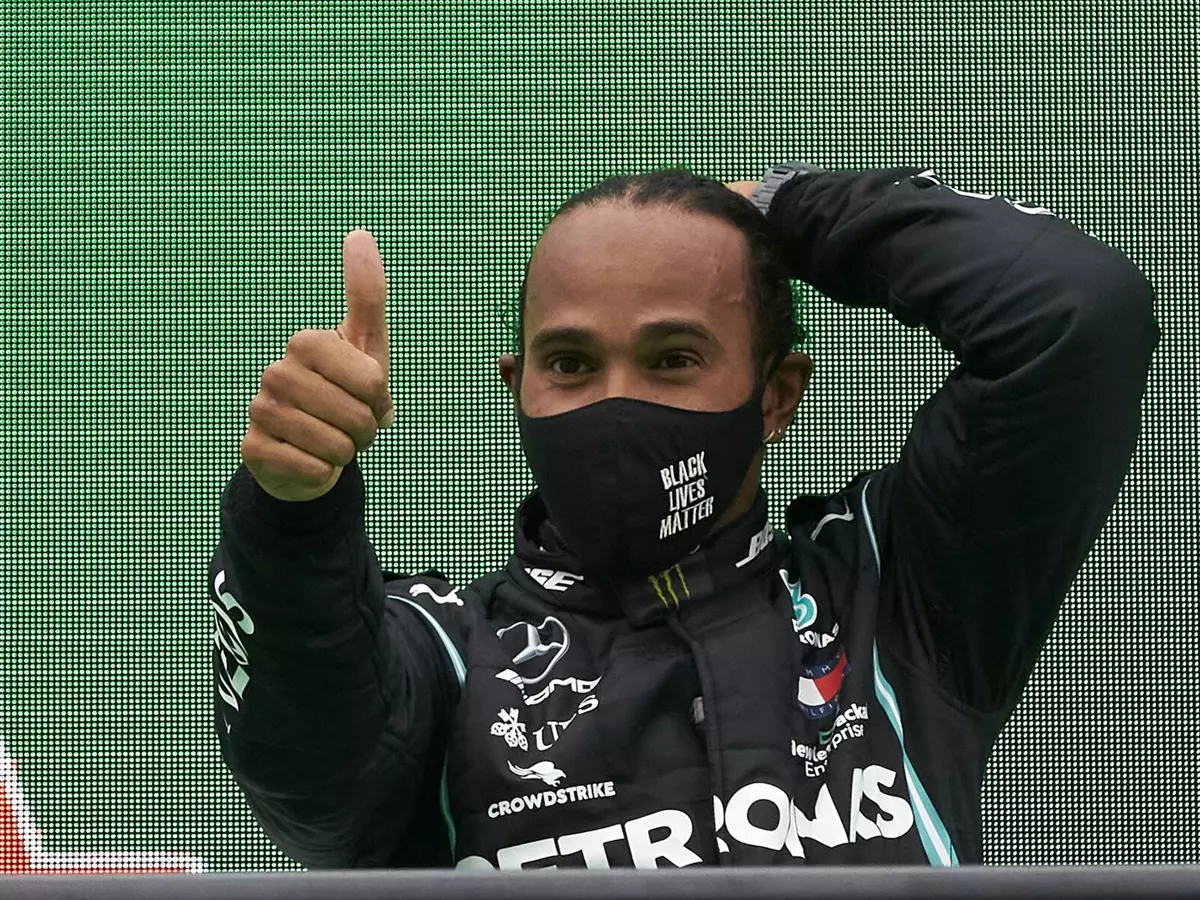 Lewis Hamilton Foto zur News: Lewis Hamilton: 92. Sieg einer der "ganz, ganz großen" Momente