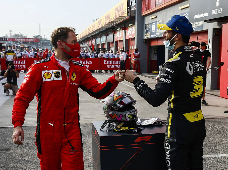 Foto zur News: Ricciardo im Helmtausch-Fieber: Vettel ganz oben auf der Wunschliste