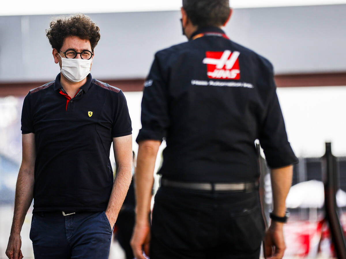 Foto zur News: Mattia Binotto fehlt in Istanbul: Ferrari erwartet "kein einfaches Wochenende"