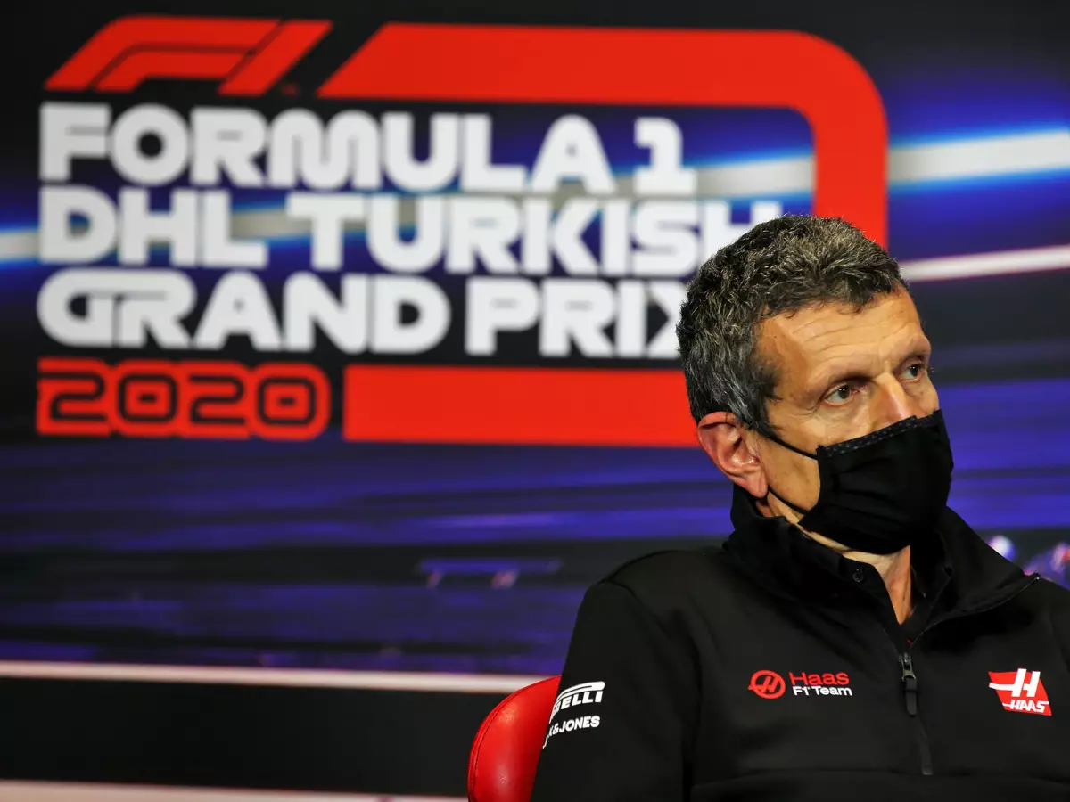 Günther Steiner Foto zur News: Günther Steiner: 23 Rennen ja, aber nur mit einigen Zweitagesevents