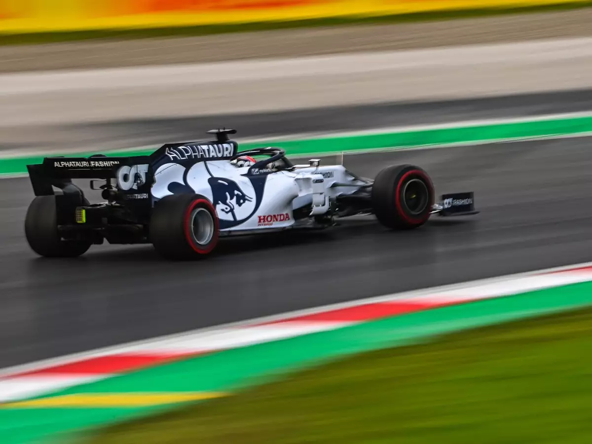 Daniil Kwjat Foto zur News: Pirelli erhöht Reifendruck für Formel 1 in der Türkei