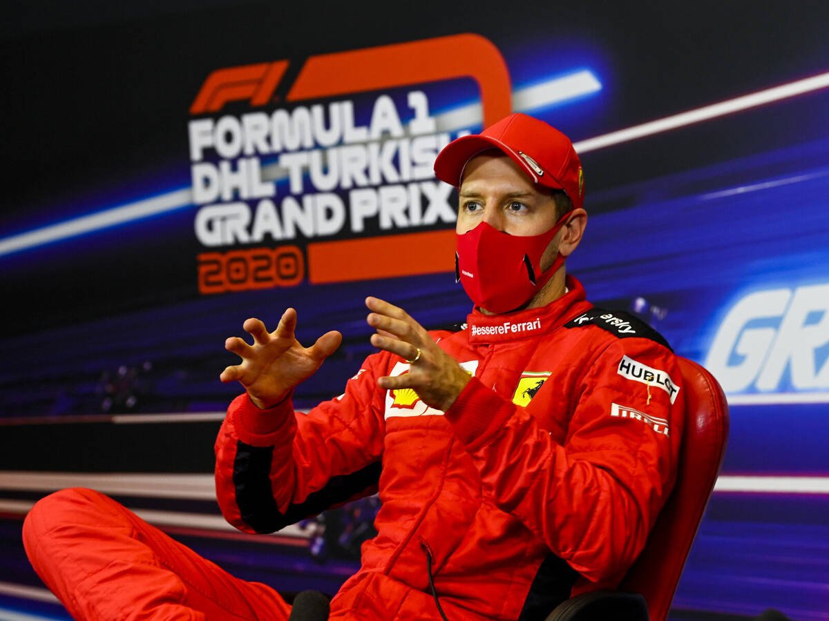 Foto zur News: Großer Sportsmann: Wie Vettel auf Leclercs Funk-Eskalation reagiert