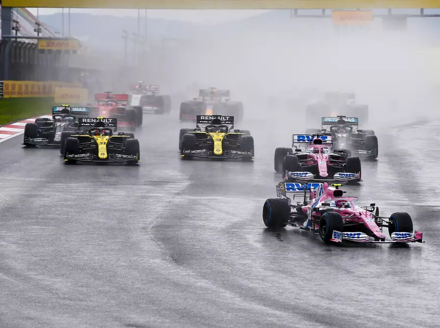 Foto zur News: Formel-1-Chef Ross Brawn verteidigt die rutschige Strecke in Istanbul