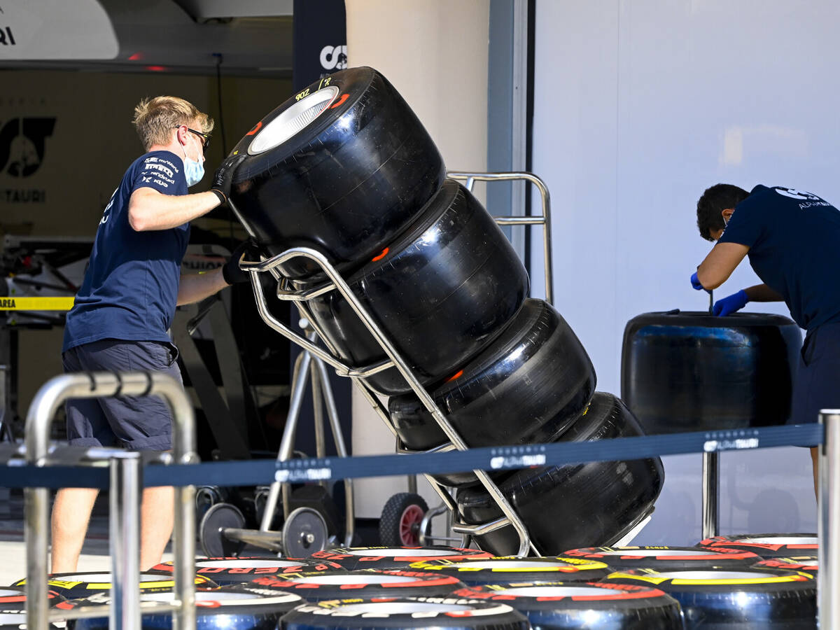 Foto zur News: Pirelli-Tests für 2021: Was die Teams wann probieren dürfen