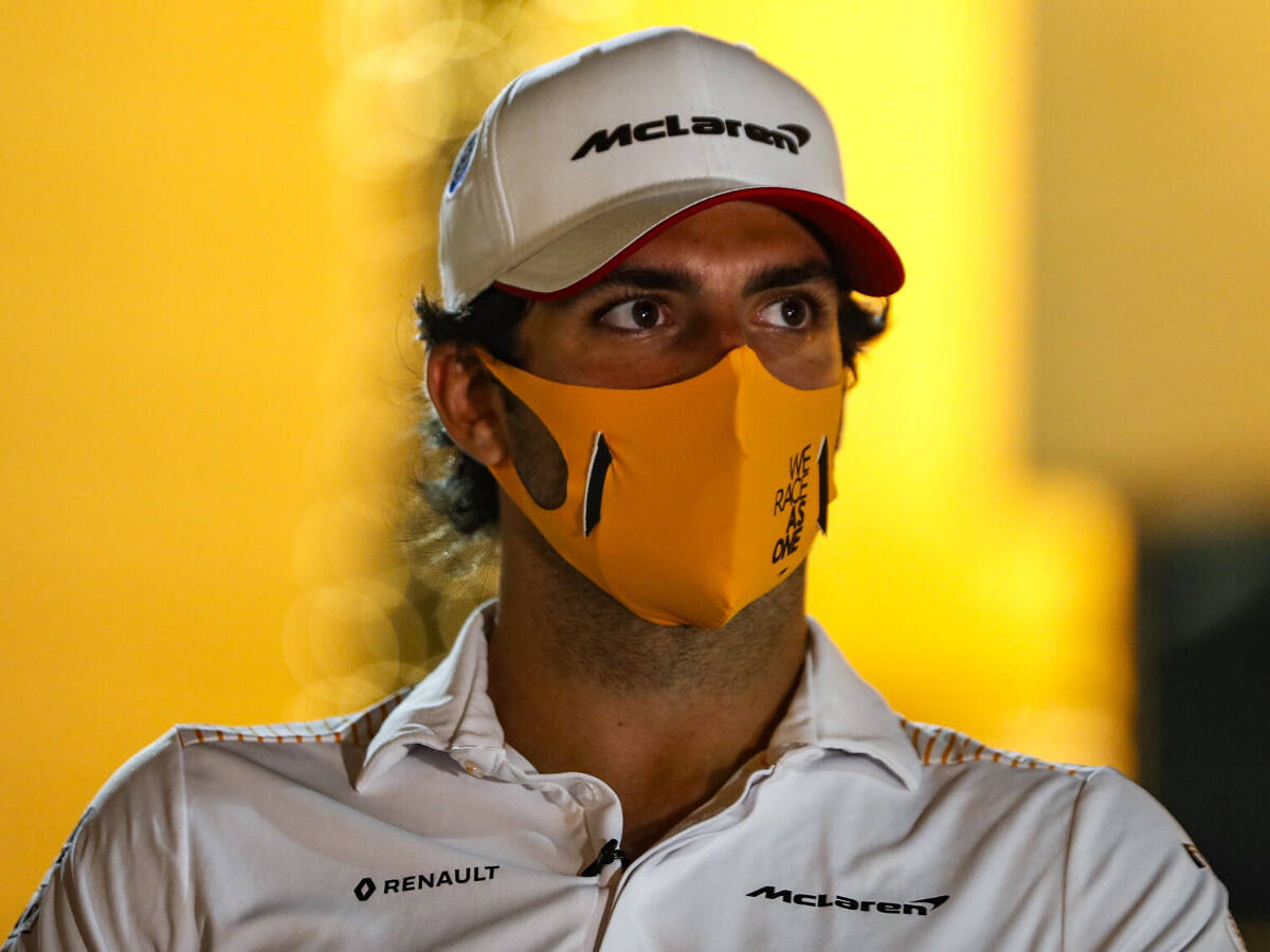 Foto zur News: Nach Alonso-Ausnahme: Ferrari will Sainz beim Young-Driver-Test