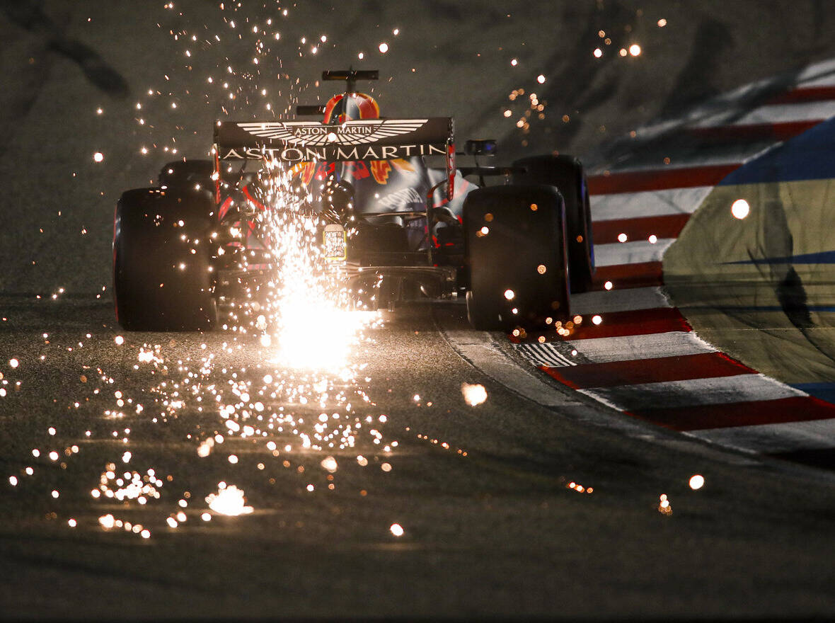 Foto zur News: F1 Sachir 2020: Verstappen Schnellster in Bahrain, Russell fällt zurück