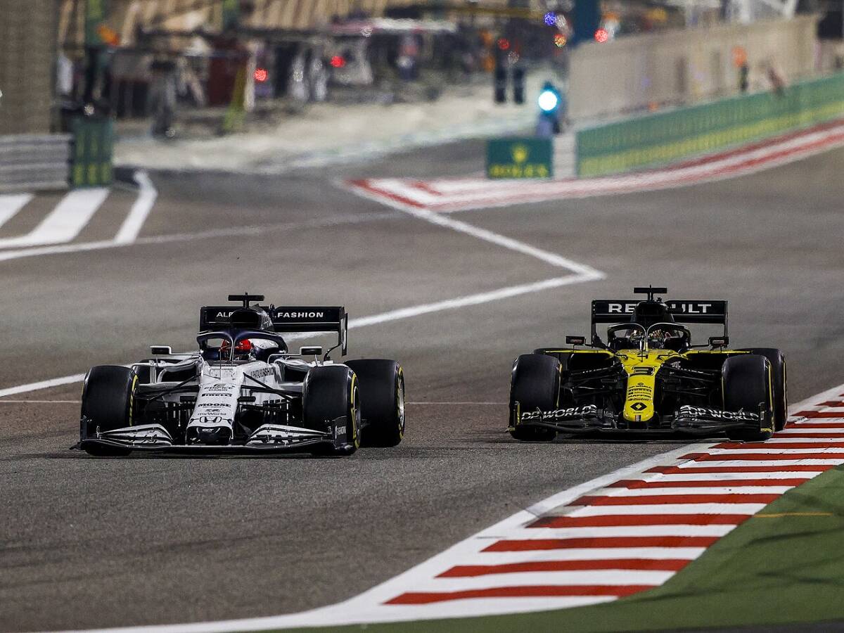 Foto zur News: Ricciardo ärgert sich: Hätten Perez in Sachir "nicht gewinnen lassen dürfen"