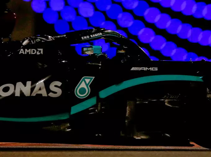 Foto zur News: F1 Abu Dhabi: Hamilton Schnellster, aber Bestzeit für Bottas!