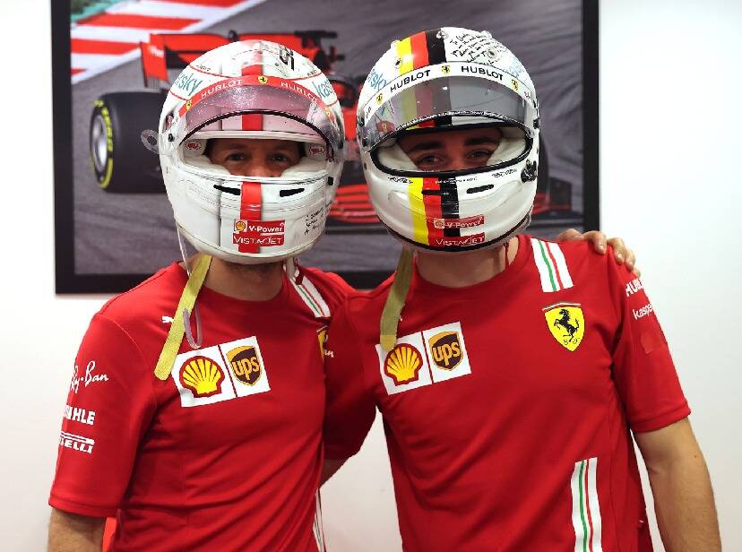 Foto zur News: Helmtausch in Abu Dhabi: Vettels Abschiedsgruß an Leclerc