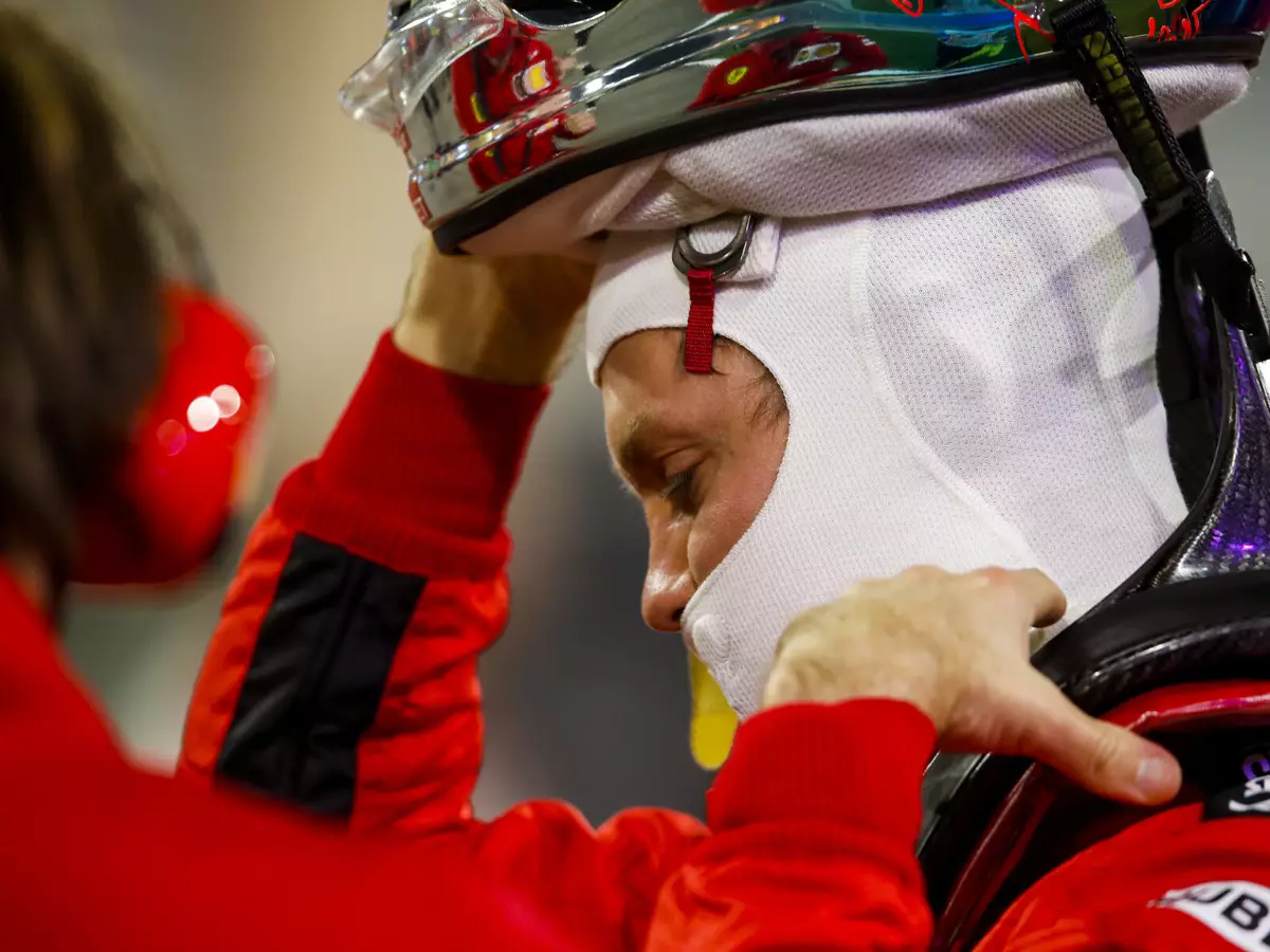 Sebastian Vettel Foto zur News: Abschied von Ferrari: Sebastian Vettel singt Adriano Celentano