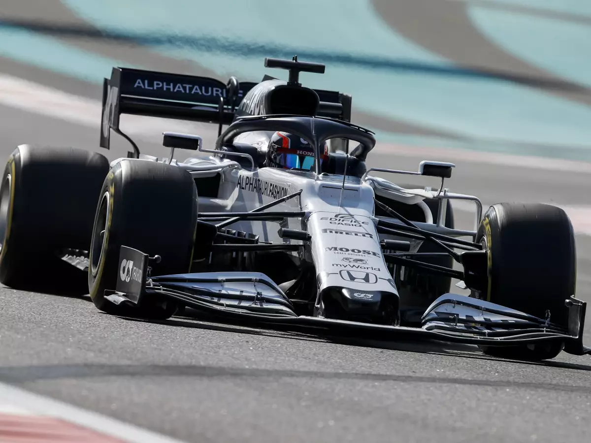 Yuki Tsunoda Foto zur News: Formel-2-Teamchef: Tsunoda wird Gasly schon bald unter Druck setzen