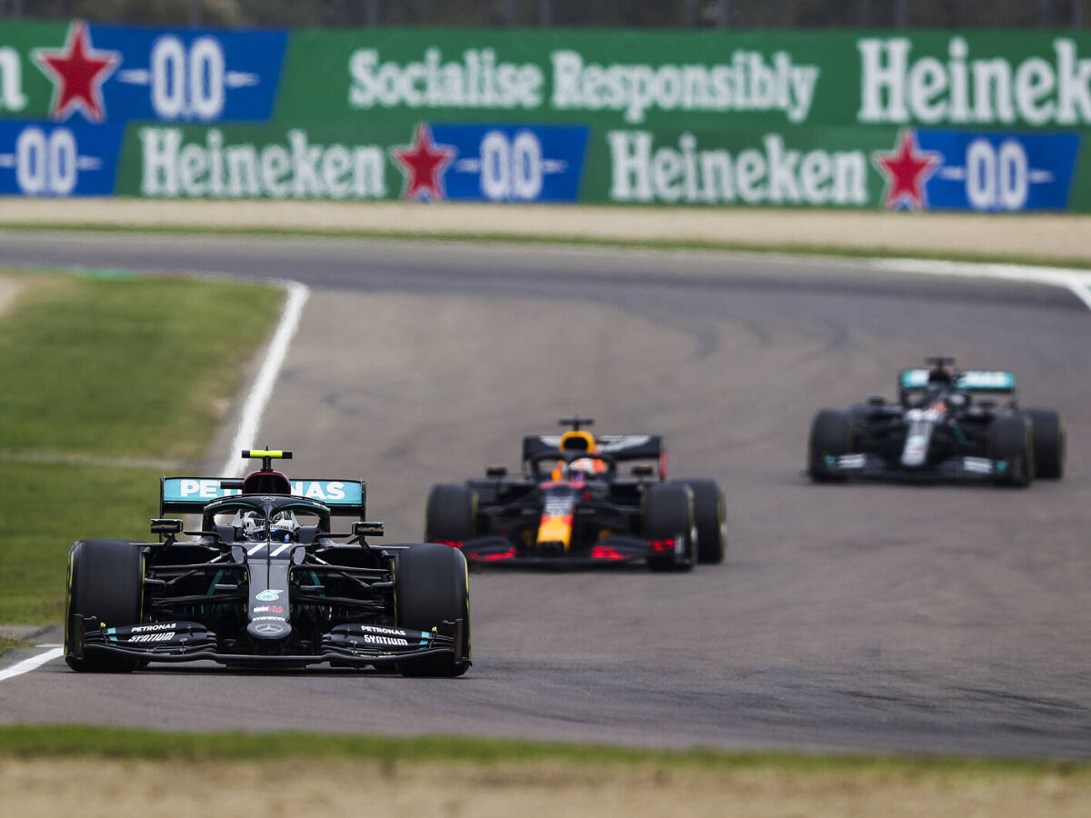Foto zur News: Max Verstappen: Mit Sergio Perez größere Chance gegen Mercedes?