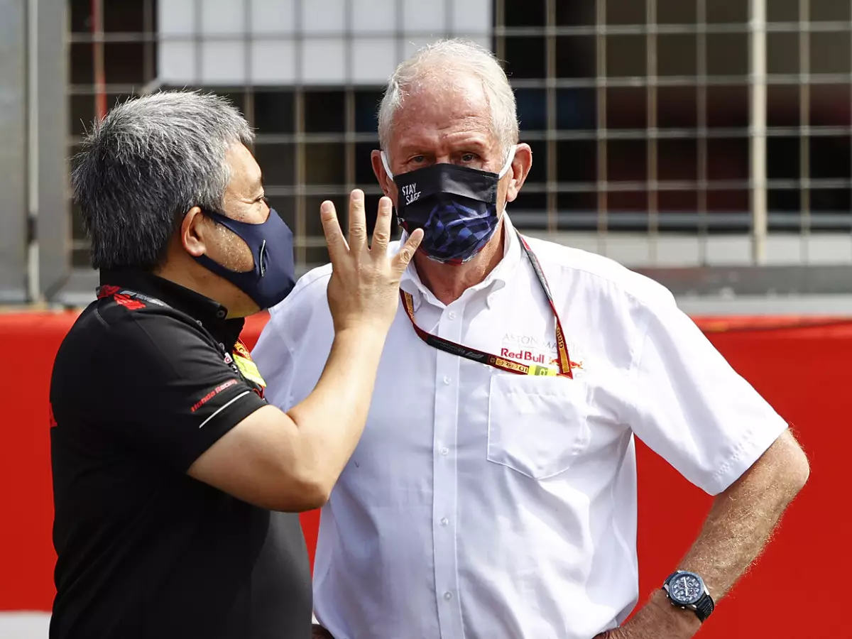 Masashi Yamamoto und Helmut Marko Foto zur News: Helmut Marko exklusiv (1/3): Eigener Red-Bull-Motor "bei 80, 85 Prozent"