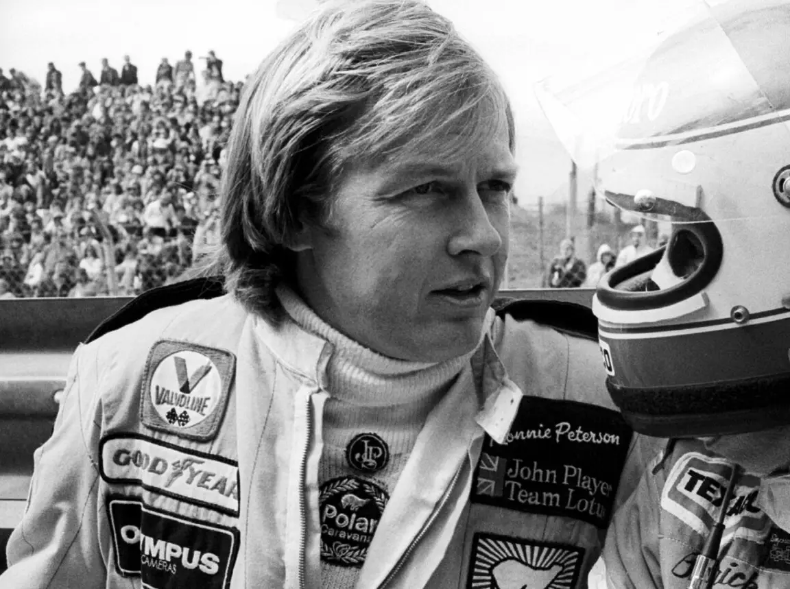 Foto zur News: F1-Geschichte: Wie Ronnie Peterson seine Karriere wieder aufleben ließ