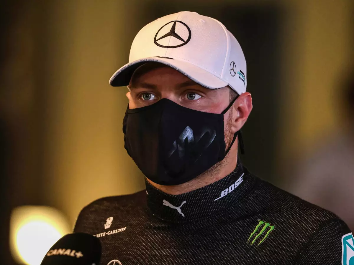 Foto zur News: Valtteri Bottas lästert über "Couch-Kritiker"