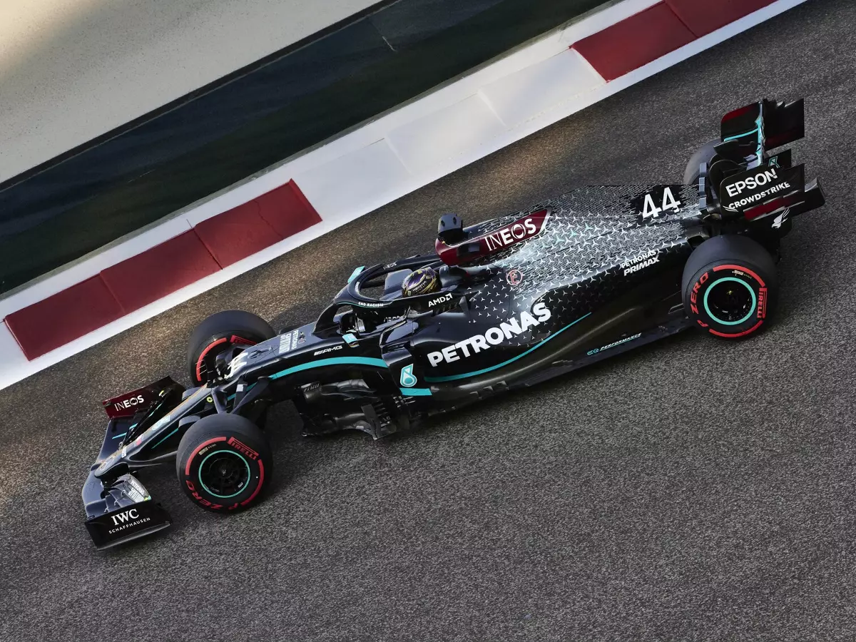 Lewis Hamilton Foto zur News: Mercedes: Neue Aero-Regeln für 2021 schrauben Leistung auf 2019er-Niveau