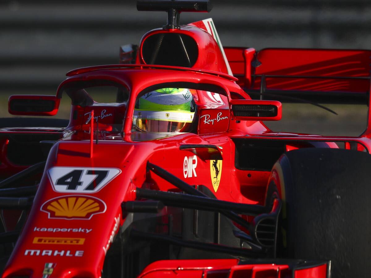 Foto zur News: Nach Ferrari-Test, vor Formel-1-Debüt: Mick Schumacher fühlt sich "sehr bereit"