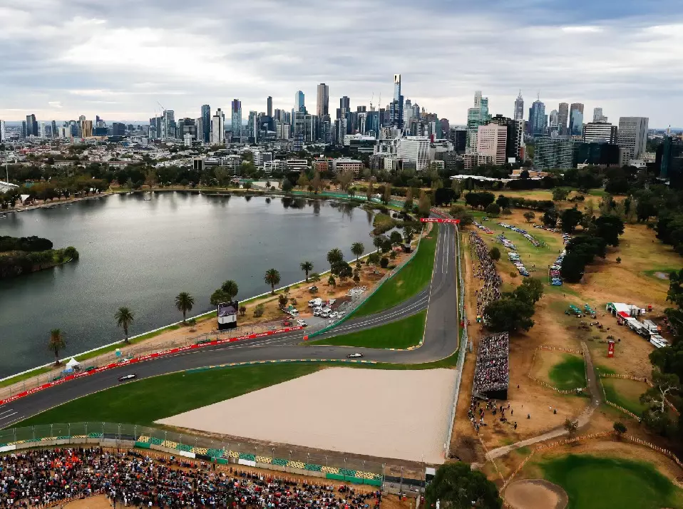 Albert Park Foto zur News: Zeitplan für Änderungen im Albert Park: Neuasphaltierung erst nach GP 2021