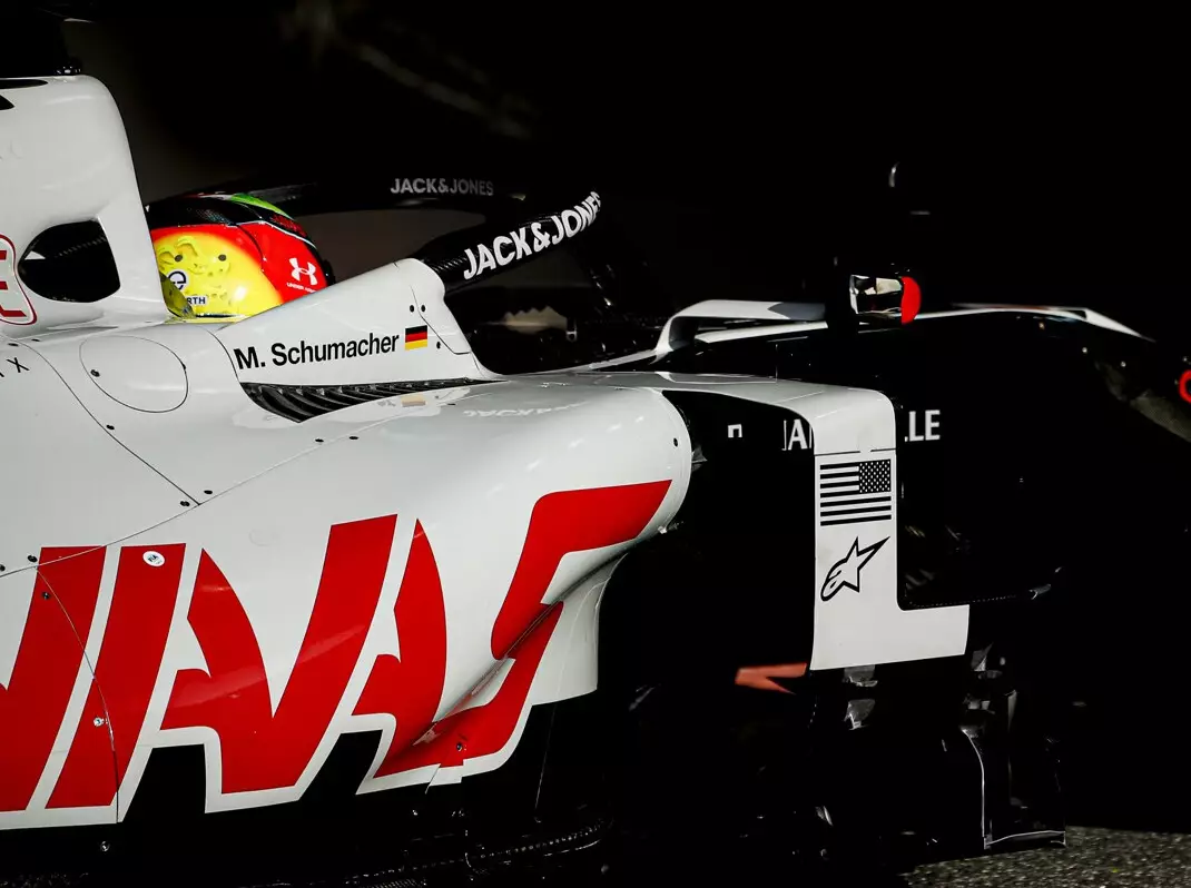 Mick Schumacher Foto zur News: Mick Schumacher: Bei Entscheidung für Haas komplett auf Ferrari vertraut