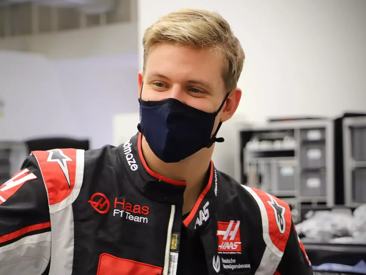 Foto zur News: Vor Formel-1-Debüt: Das will sich Mick Schumacher vom Papa abschauen