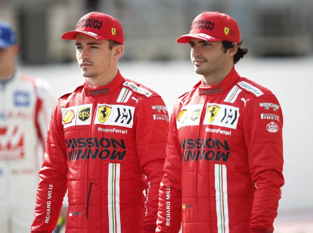 Foto zur News: Charles Leclerc gibt zu: Stimmung bei Ferrari lag am Boden