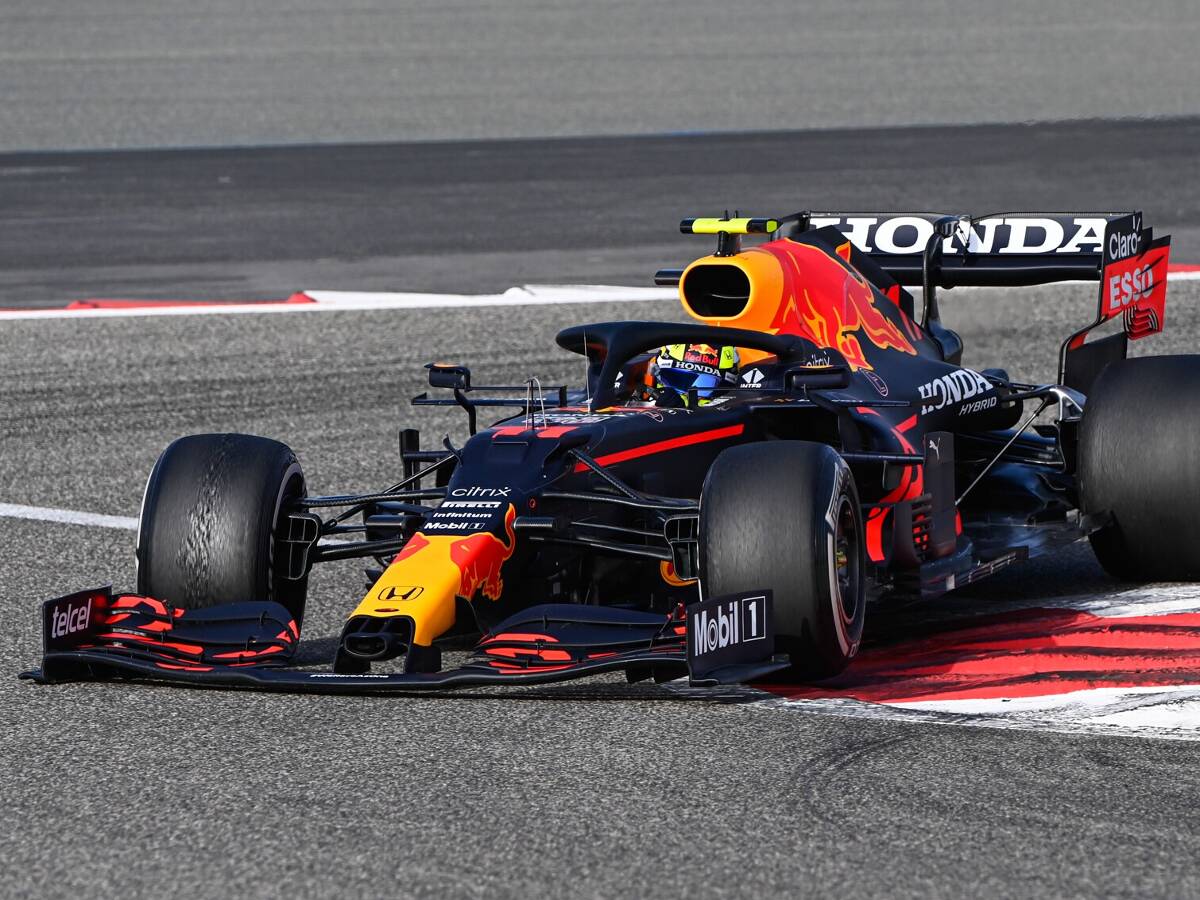 Foto zur News: Formel-1-Test Bahrain: Bestzeit und Sorgen für Mercedes am zweiten Tag
