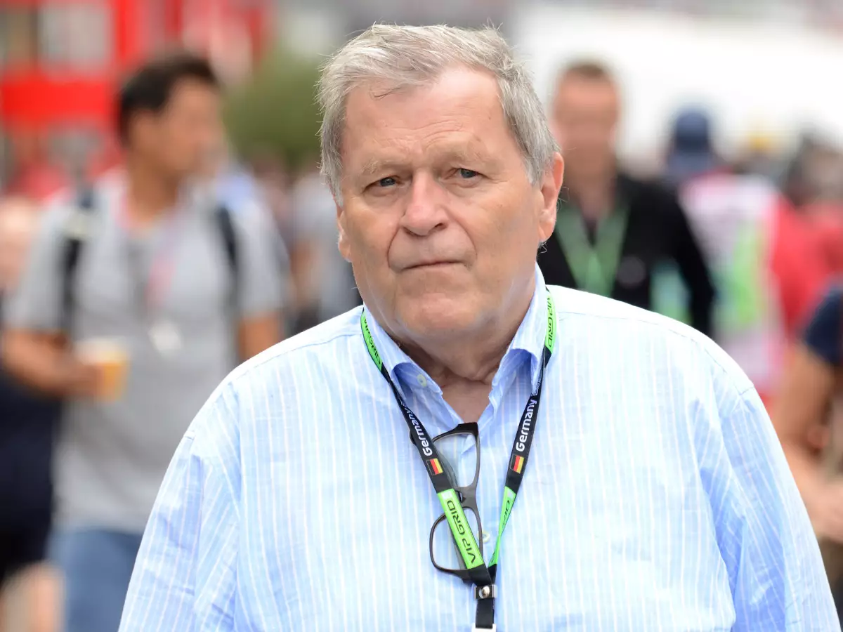 Foto zur News: Norbert Haug: "Die Vorzeichen sprechen für Verstappen"