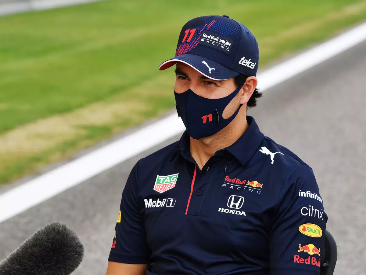 Sergio Perez Foto zur News: Zu langsam: Perez beim ersten Red-Bull-Test 2007 rausgeworfen