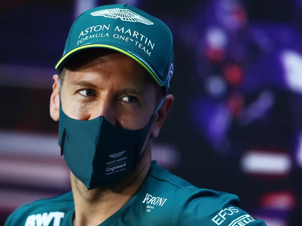 Sebastian Vettel Foto zur News: Vettel trotz Problemen unbesorgt: Teamduell mit Stroll tangiert ihn nicht